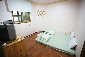 Namsan Gil Hotel Seoul